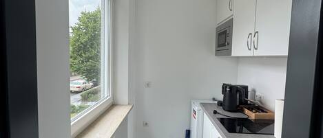 Mikrobølgeovn og kokeplater