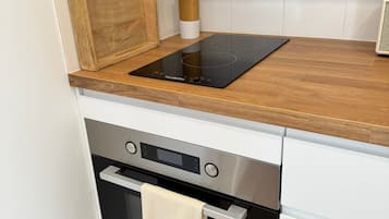 Suite, accesible para personas con discapacidad, baño privado (Back) | Cocina privada