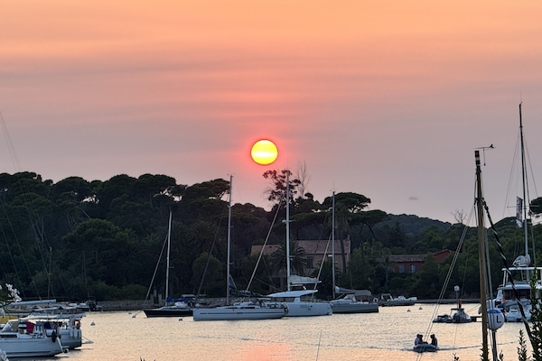 Suite, Accessible, Ensuite (Hem) | Exterior