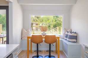 Interior - Coastal Island Home: Minutes to Downtown Savannah & Tybee Island (Savannah)