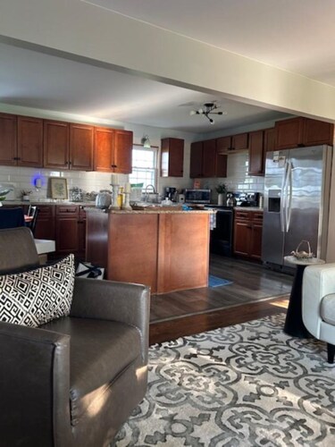 Monthly furnished house, fenced pet friendly, 2 bedroom 1 bath, garage w/ remote