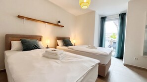 3 Schlafzimmer, Schreibtisch, kostenloses WLAN, Bettwäsche