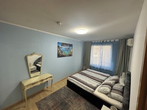 1 Schlafzimmer, Bügeleisen/Bügelbrett, WLAN, Bettwäsche