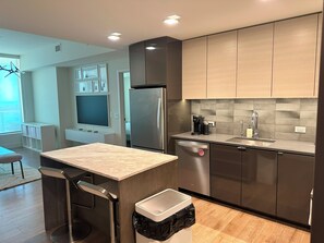 Microwave, oven, stovetop, dishwasher