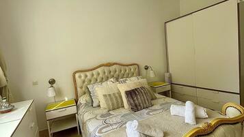 2 chambres, fer et planche Ă repasser, Wi-Fi, draps fournis