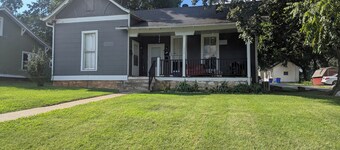 Spacious Apt Near Downtown & WKU