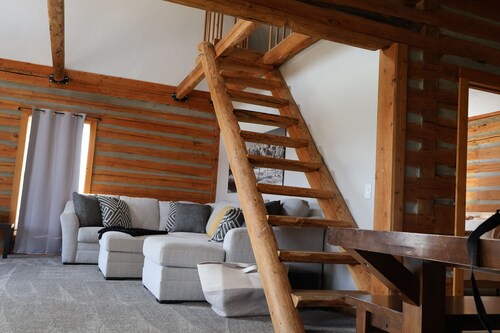 Cozy 3-bedroom cabin in Driggs