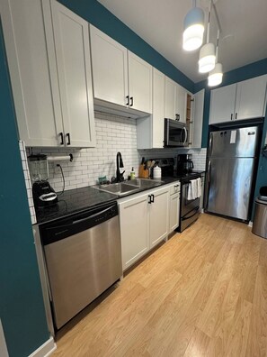 Microwave, oven, stovetop, dishwasher