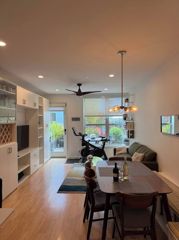 Jr 1 Br W/ Parking & A Plunge In Design District - San Francisco, CA