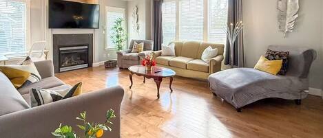 Télévision, cheminée