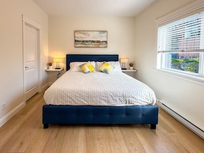 4 habitaciones, tabla de planchar con plancha, wifi y ropa de cama