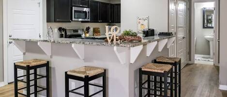 Microwave, oven, stovetop, dishwasher