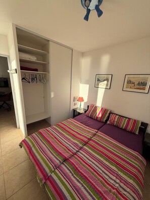 2 chambres, fer et planche à repasser, Wi-Fi