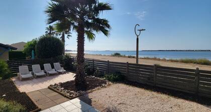 Relaxation right on the shore of the lagoon