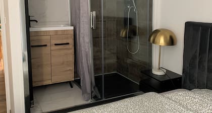 Cosy, modern apartment in a central location close to all amenities