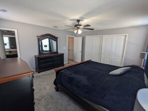 3 bedrooms, WiFi, bed sheets