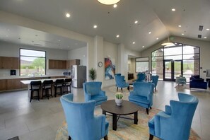Interior - Spacious 4 Bdrm 3 Bath house in the quiet Saguaro Bloom community (Marana)