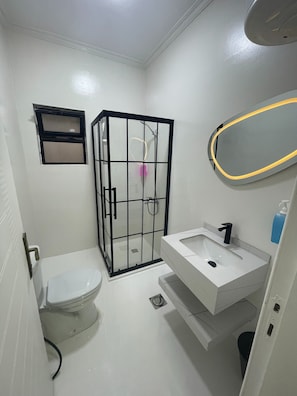 Appartement, 1 chambre, accessible aux personnes à mobilité réduite, fumeurs | Salle de bain