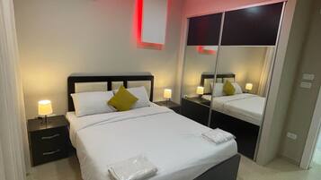 Apartment, 1 Bedroom, Accessible, Smoking | 1 bedroom