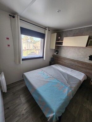 3 bedrooms - 40m2 air-conditioned mobile home in Valras Plage 800m from the sea (Sérignan)