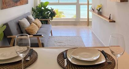 Ocean View, cozy apartment in front of the caribbean sea