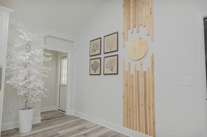 Interior - Columbus Military Grad Home (Columbus)