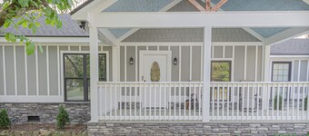 Columbus Military Grad Home