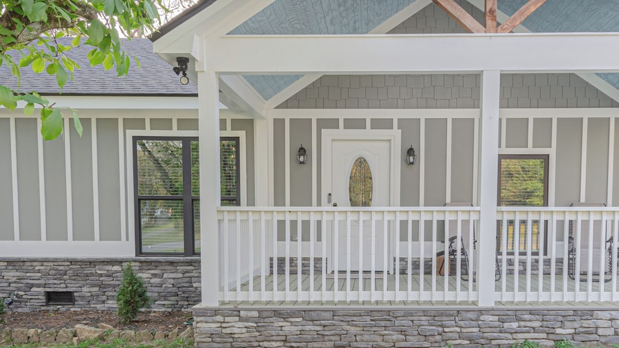 Columbus Military Grad Home