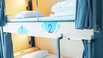 Shared Dormitory, 1 Bedroom, Smoking, Garden View