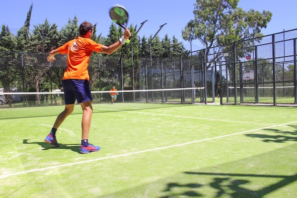 Mobile Home | Sports court