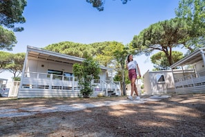 Mobile Home | Garden