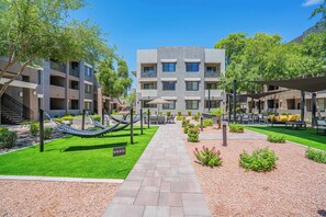 Exterior - Walk To Westgate w/ Modern Pool, Gym, Parking, W/D (Glendale)