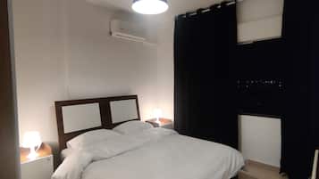 Apartment, 1 Bedroom, Accessible, Smoking | 1 bedroom