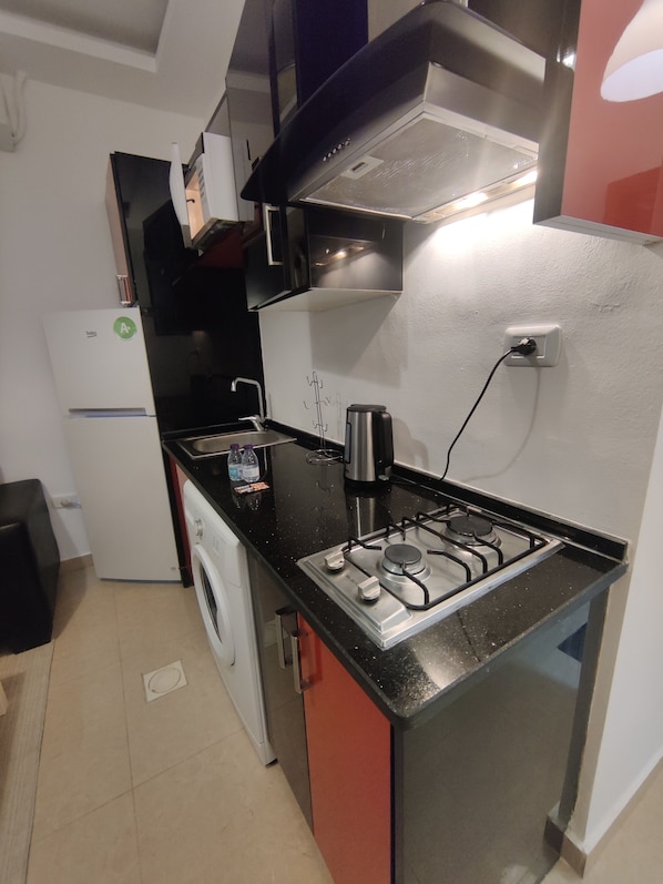 Apartment, 1 Bedroom, Accessible, Smoking | Interior