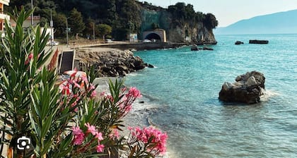 Charming 1-bedroom cottage in delightful Vlora,