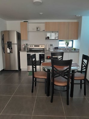 Microwave, oven