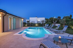 Beheizter Pool