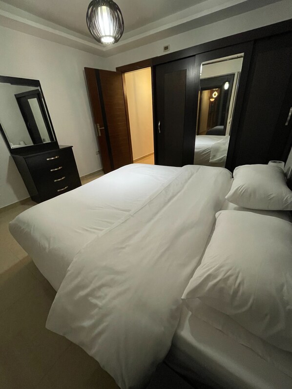 Apartment, 1 Bedroom, Accessible, Smoking | 1 bedroom