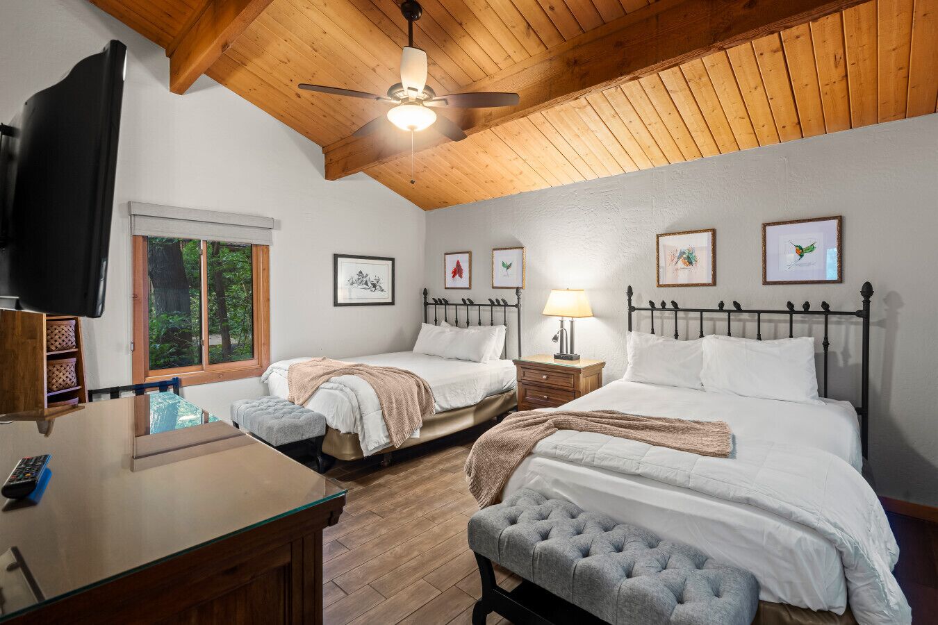 3 bedrooms, iron/ironing board, travel cot, free WiFi