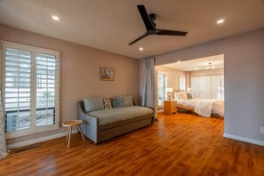 2 bedrooms, desk, iron/ironing board, travel crib