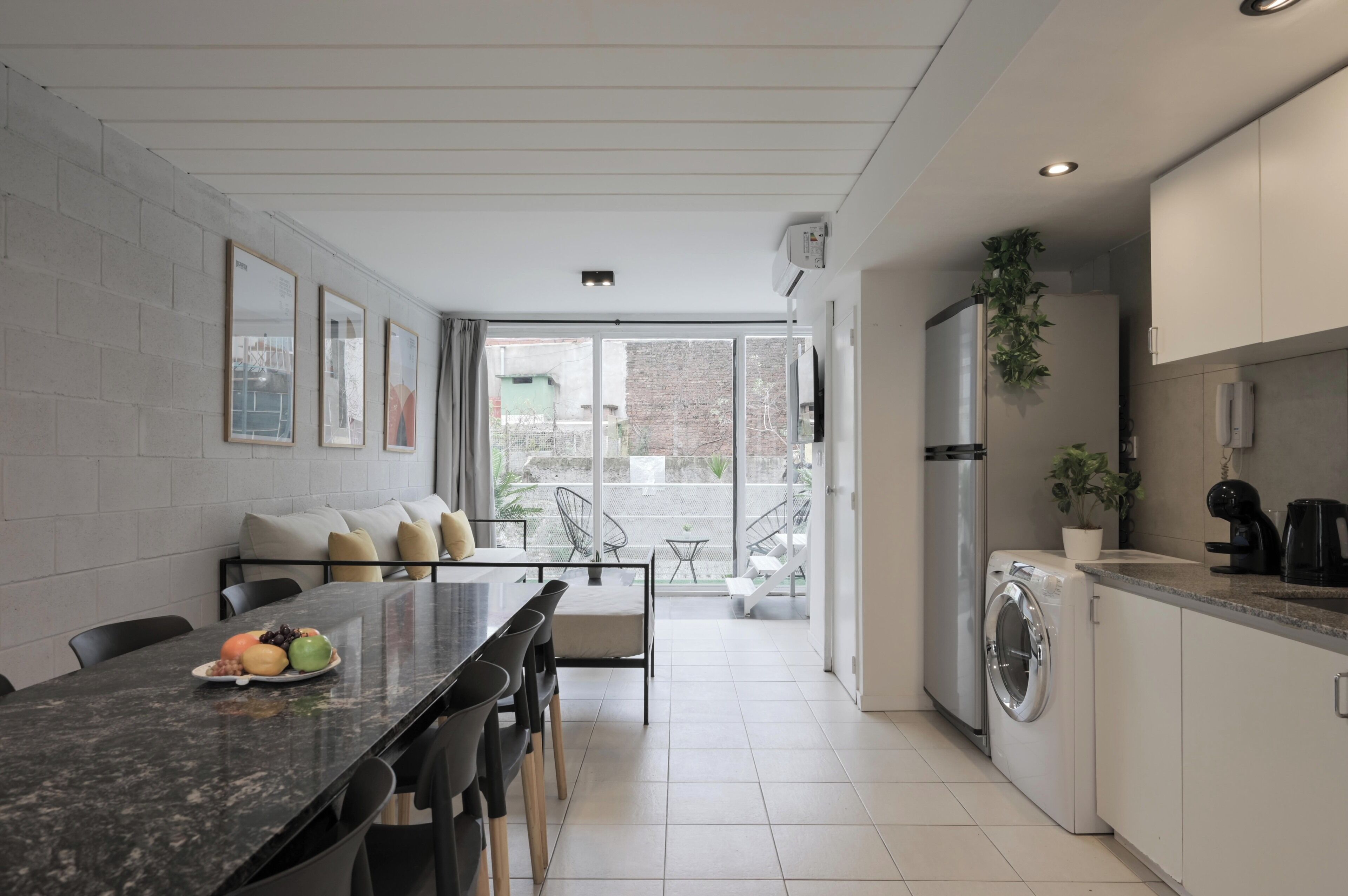 Apartment, 2 Bedrooms | Living area