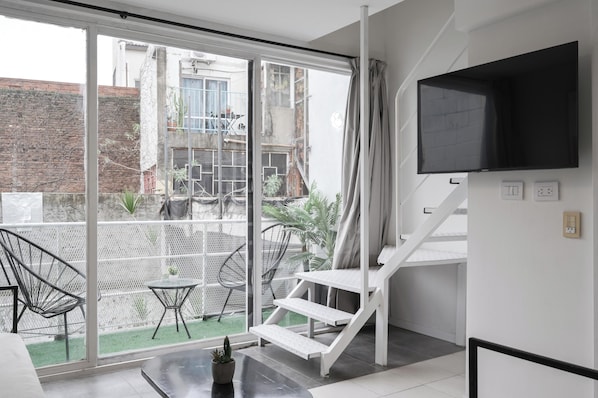 Apartment, 2 Bedrooms | Living area