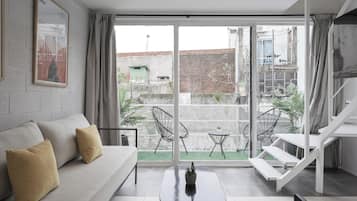 Apartment, 2 Bedrooms | Living area