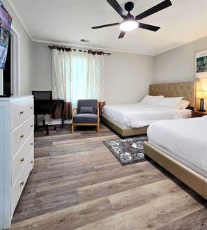 4 chambres, bureau, fer et planche Ă repasser, accĂšs au Wi-Fi (inclus)