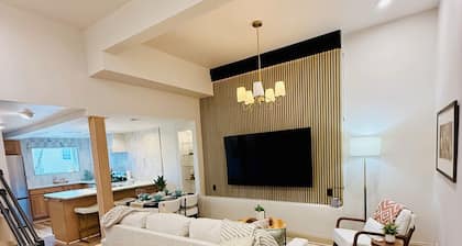 Spacious Luxury 4 Suites / 8BED / 7BA in Central Louisville With Private Garden