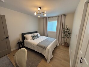 3 bedrooms, desk, free WiFi