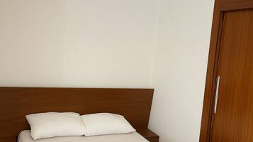 2 bedrooms