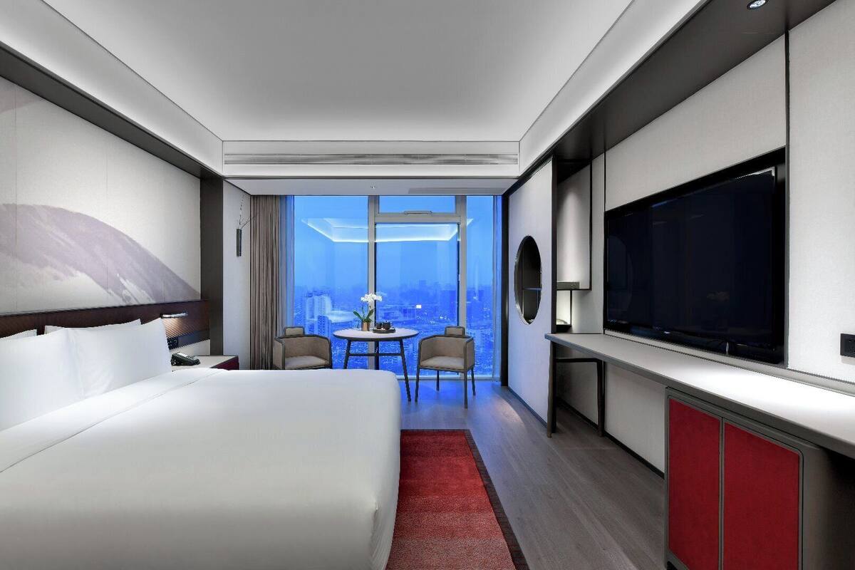 Quarto empresarial, para não fumantes | Wi-Fi de cortesia, roupa de cama