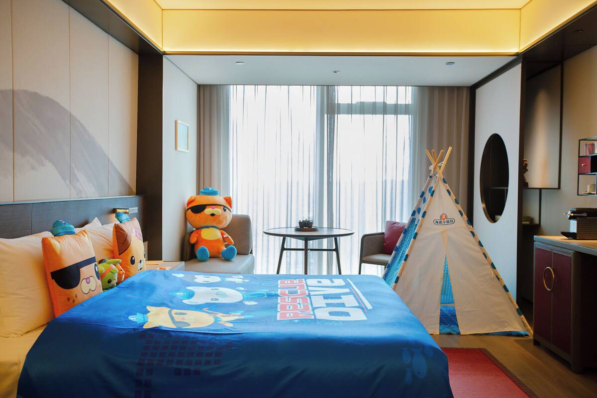 Quarto família, para não fumantes | Wi-Fi de cortesia, roupa de cama