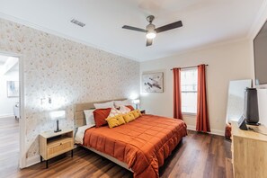 5 bedrooms, iron/ironing board, travel crib, free WiFi